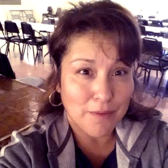 Meet your Posher, Cindy - Picture 1 of 1